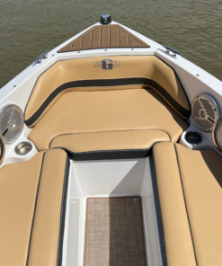 Lancha Geuna F170 Wake Edition