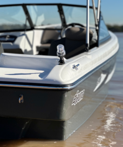 Lancha Tracker Geuna GT-540