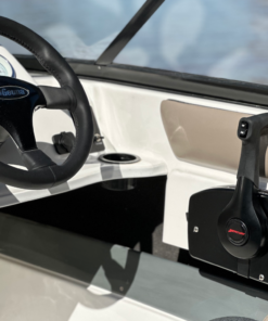 Lancha Tracker Geuna GT-540